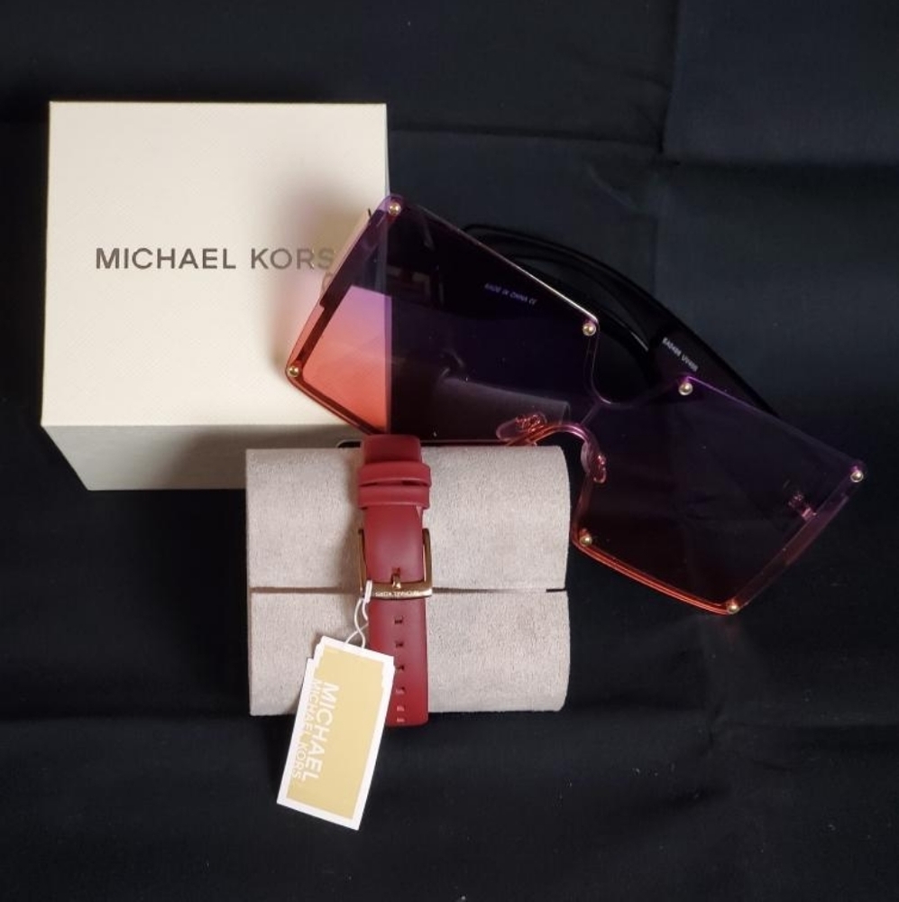 Michael Kors Watch - Picture 4 of 5